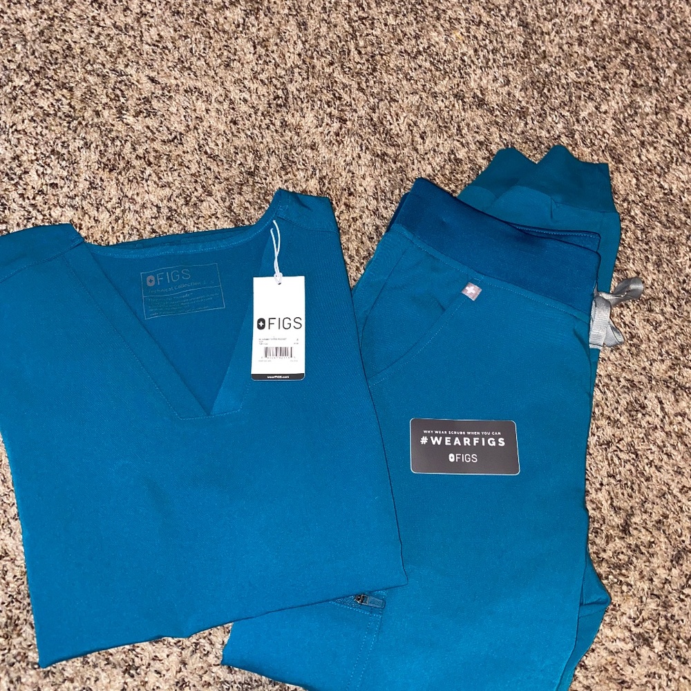 Figs Pacific Blue Women’s Scrub